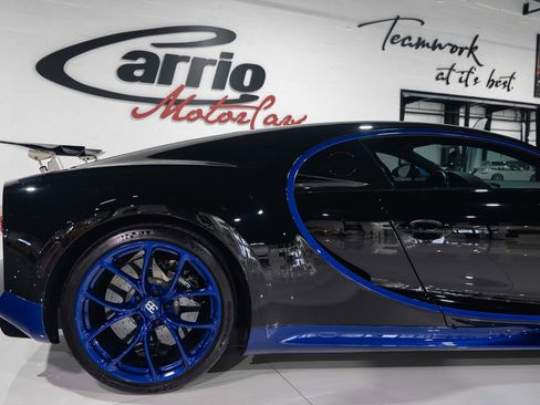 Used 2018 Bugatti Chiron image 40