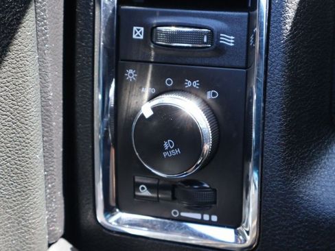 Used 2017 RAM 2500 Laramie AWD/4WD image 16