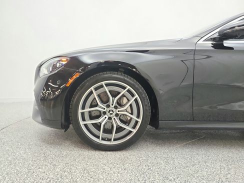 Used 2022 Mercedes-Benz E 450 4MATIC Sedan image 23