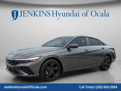 New 2026 Hyundai Elantra SEL Sport Premium FWD image 9
