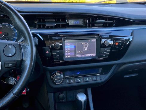 Used 2016 Toyota Corolla S image 6