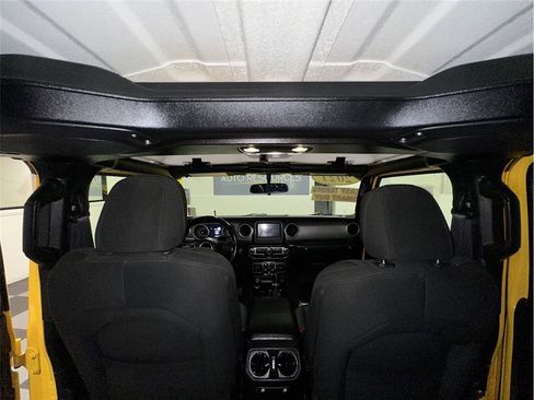 Used 2021 Jeep Wrangler Unlimited Willys image 18