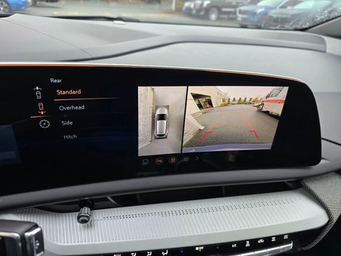 New 2026 Cadillac Optiq Luxury 2 image 21