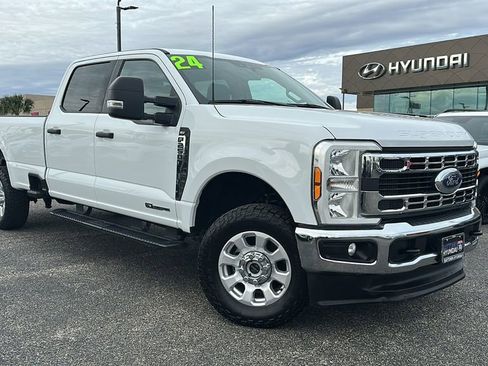Used 2024 Ford F250 XLT image 5