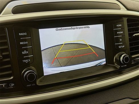 Certified 2020 Kia Sorento S image 12