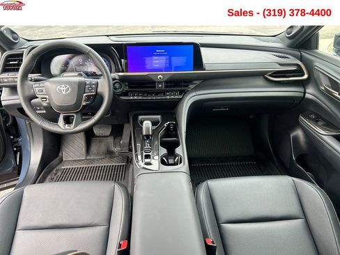 Used 2026 Toyota Crown Limited w/ Advanced Technology Package image 13