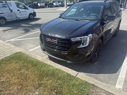 Used 2023 GMC Terrain SLE w/ Driver Convenience Package