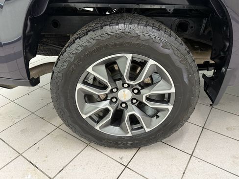 Certified 2023 Chevrolet Silverado 1500 LT AWD/4WD image 15