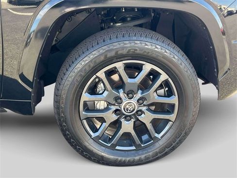 Used 2024 Toyota Tundra Platinum image 14