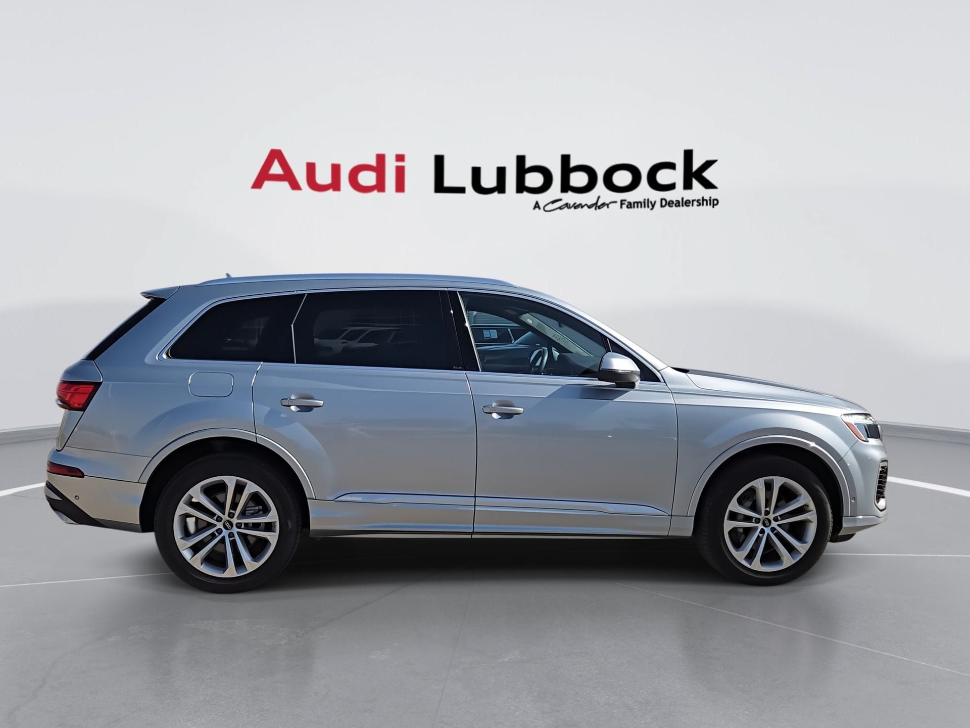 Used 2025 Audi Q7 3.0T Premium Plus AWD/4WD image 9