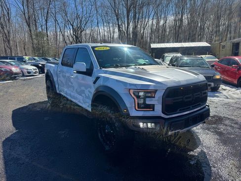 Used 2017 Ford F150 Raptor w/ Equipment Group 802A Luxury image 3