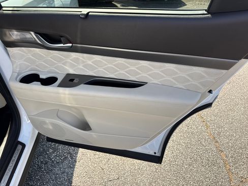 Used 2020 Hyundai Palisade Limited image 16