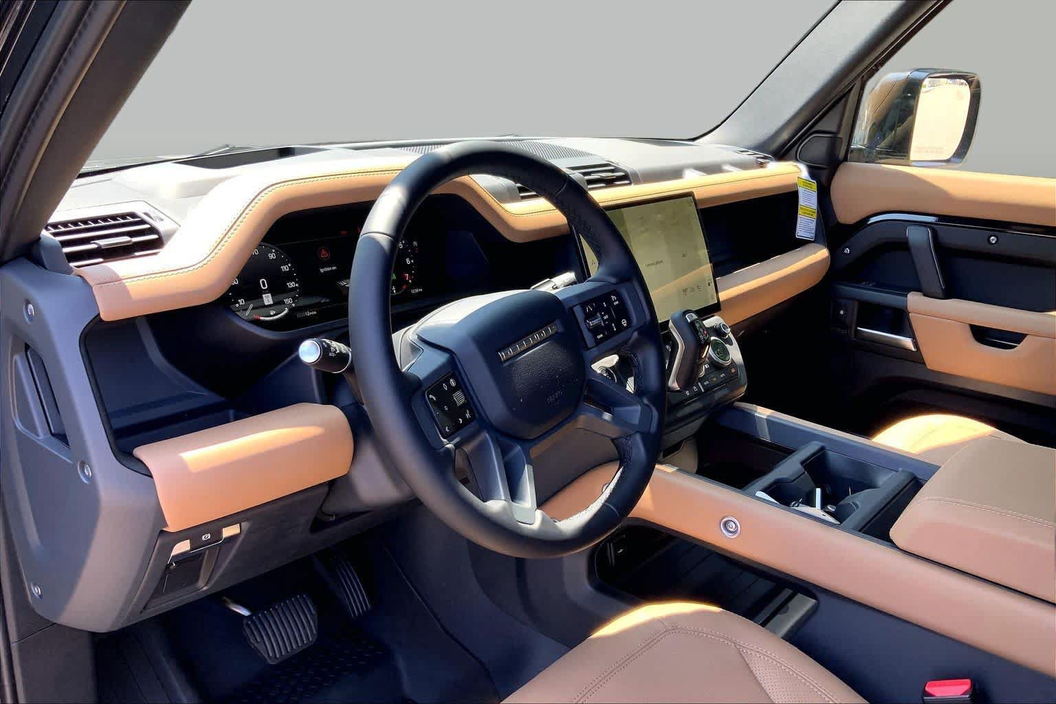 Used 2026 Land Rover Defender 110 X-Dynamic SE AWD/4WD image 9