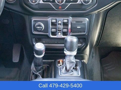 Used 2018 Jeep Wrangler Unlimited Sport S image 33