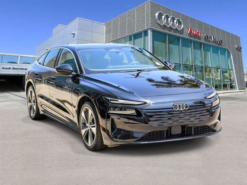 Used 2025 Audi A6 e-tron Premium w/ Convenience Package AWD/4WD image 5