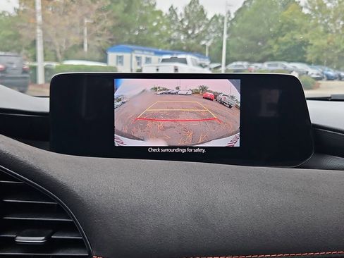 Used 2024 MAZDA MAZDA3 s image 19