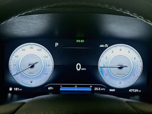 Used 2023 Hyundai Santa Fe Limited AWD/4WD image 12