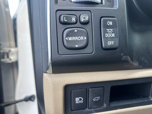 Used 2020 Toyota Sequoia Platinum RWD image 16