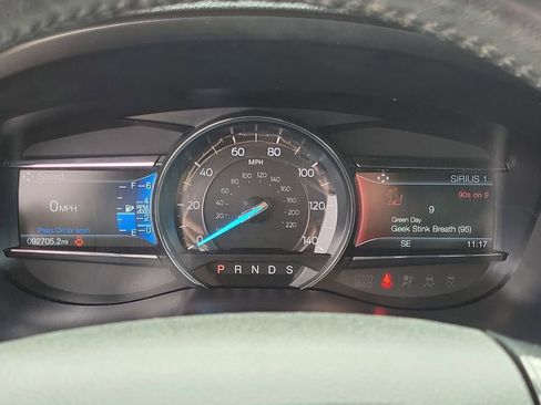 Used 2019 Ford Explorer XLT AWD/4WD image 26