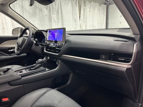 Used 2025 Toyota Grand Highlander Limited image 67