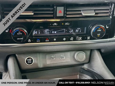 Certified 2023 Nissan Rogue SL w/ SL Premium Package FWD image 15