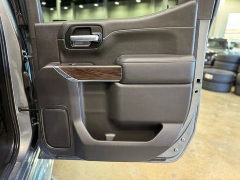 Used 2021 GMC Sierra 1500 SLT image 42