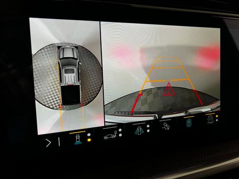 Used 2023 GMC Sierra 1500 Denali w/ Denali Reserve Package image 18