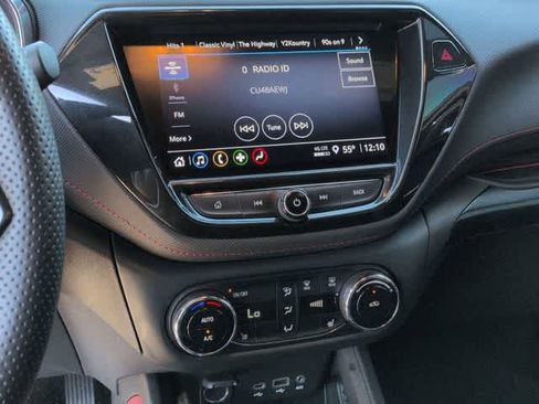 Used 2023 Chevrolet TrailBlazer RS w/ Convenience Package FWD image 28