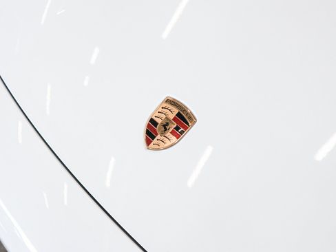Certified 2025 Porsche Taycan RWD image 25