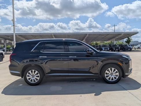 Used 2025 Hyundai Palisade SEL FWD image 6