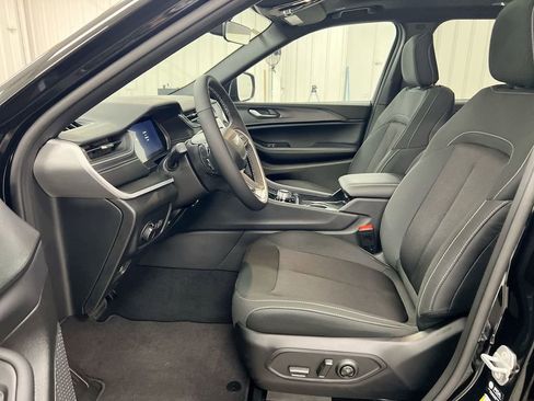 New 2026 Jeep Grand Cherokee L 4WD image 20