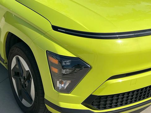 Certified 2024 Hyundai Kona SEL FWD image 4