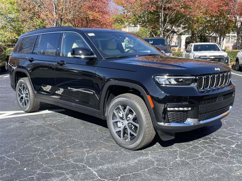 New 2025 Jeep Grand Cherokee L Limited image 43