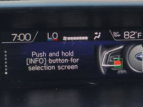Used 2021 Subaru Forester Premium AWD/4WD image 13