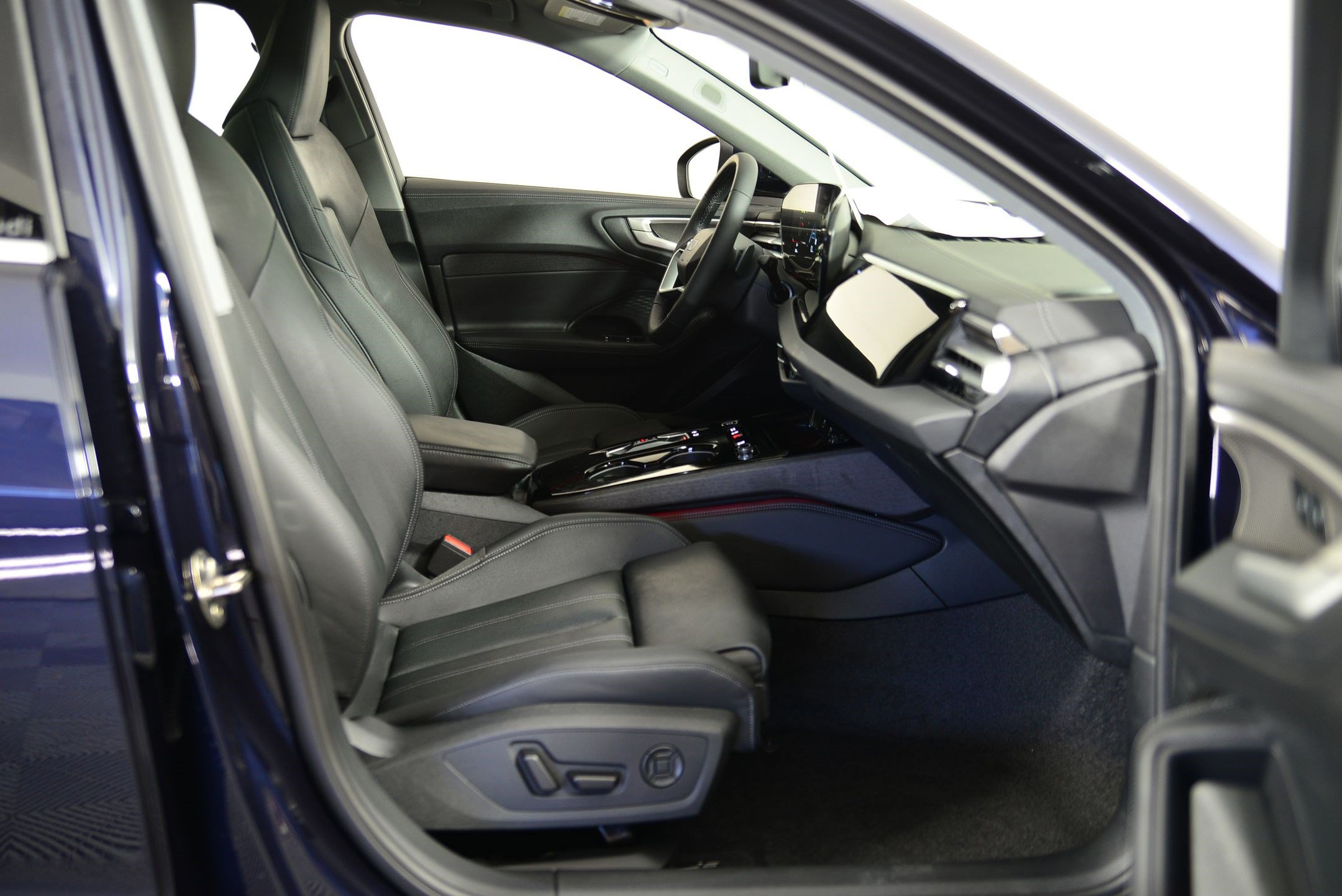Used 2025 Audi A5 Premium Plus w/ Premium Plus AWD/4WD image 18
