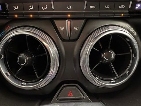 Used 2023 Chevrolet Camaro LT image 27