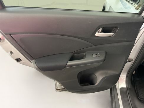 Used 2016 Honda CR-V SE image 26