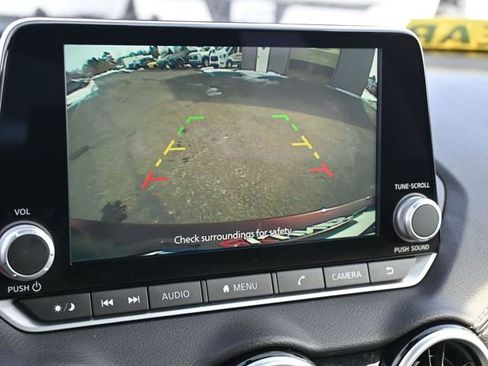 Used 2024 Nissan Sentra SV image 29