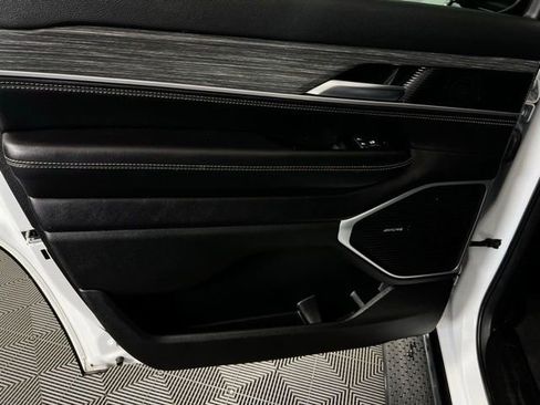 Used 2023 Jeep Wagoneer Series III w/ Rear Seat Video Group 1 image 29