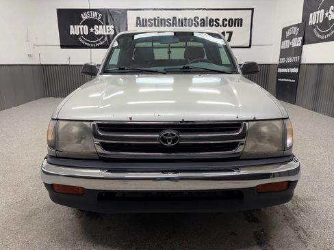Used 2000 Toyota Tacoma 2WD Xtracab image 5