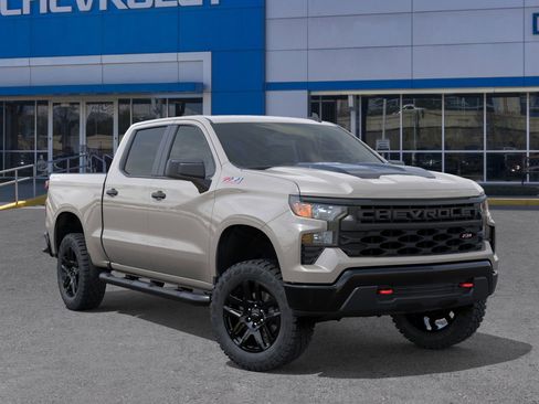 New 2026 Chevrolet Silverado 1500 Custom Trail Boss w/ LPO, Dark Essentials Package image 7