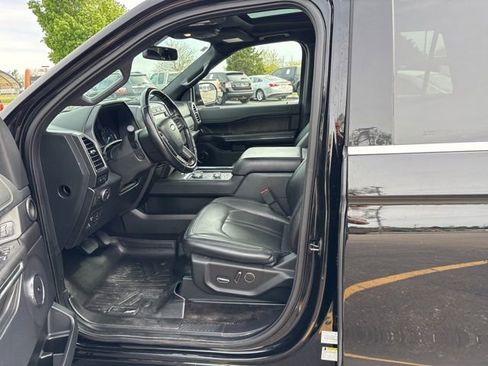 Used 2018 Ford Expedition Limited AWD/4WD image 26