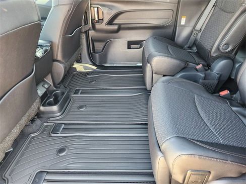 New 2026 Toyota Sienna Limited image 19