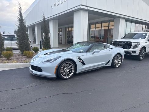 Used 2019 Chevrolet Corvette Grand Sport image 2