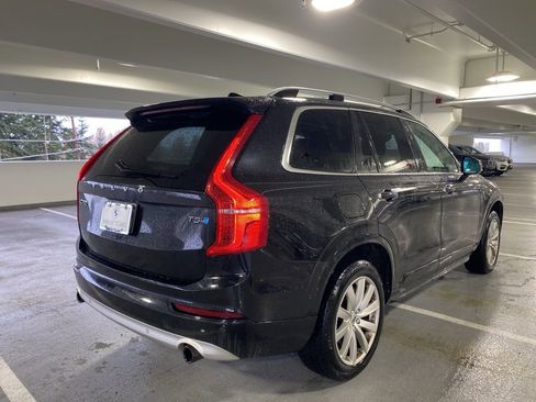 Used 2018 Volvo XC90 T5 Momentum w/ Convenience Package image 4