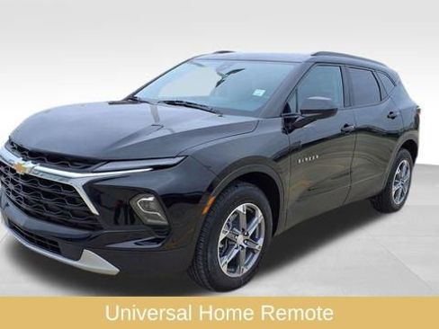 Used 2023 Chevrolet Blazer LT w/ Convenience Package image 3