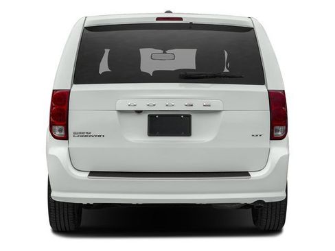 Used 2018 Dodge Grand Caravan GT FWD image 8