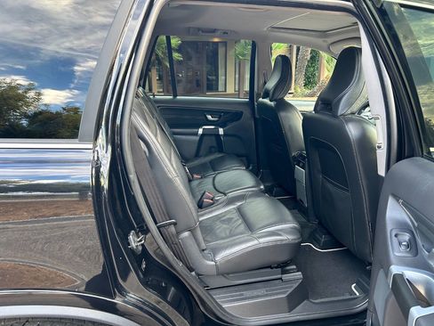 Used 2014 Volvo XC90 3.2 R-Design FWD image 37