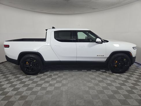 Used 2023 Rivian R1T Adventure AWD/4WD image 6