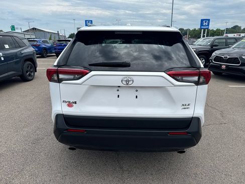 Used 2025 Toyota RAV4 XLE AWD/4WD image 6